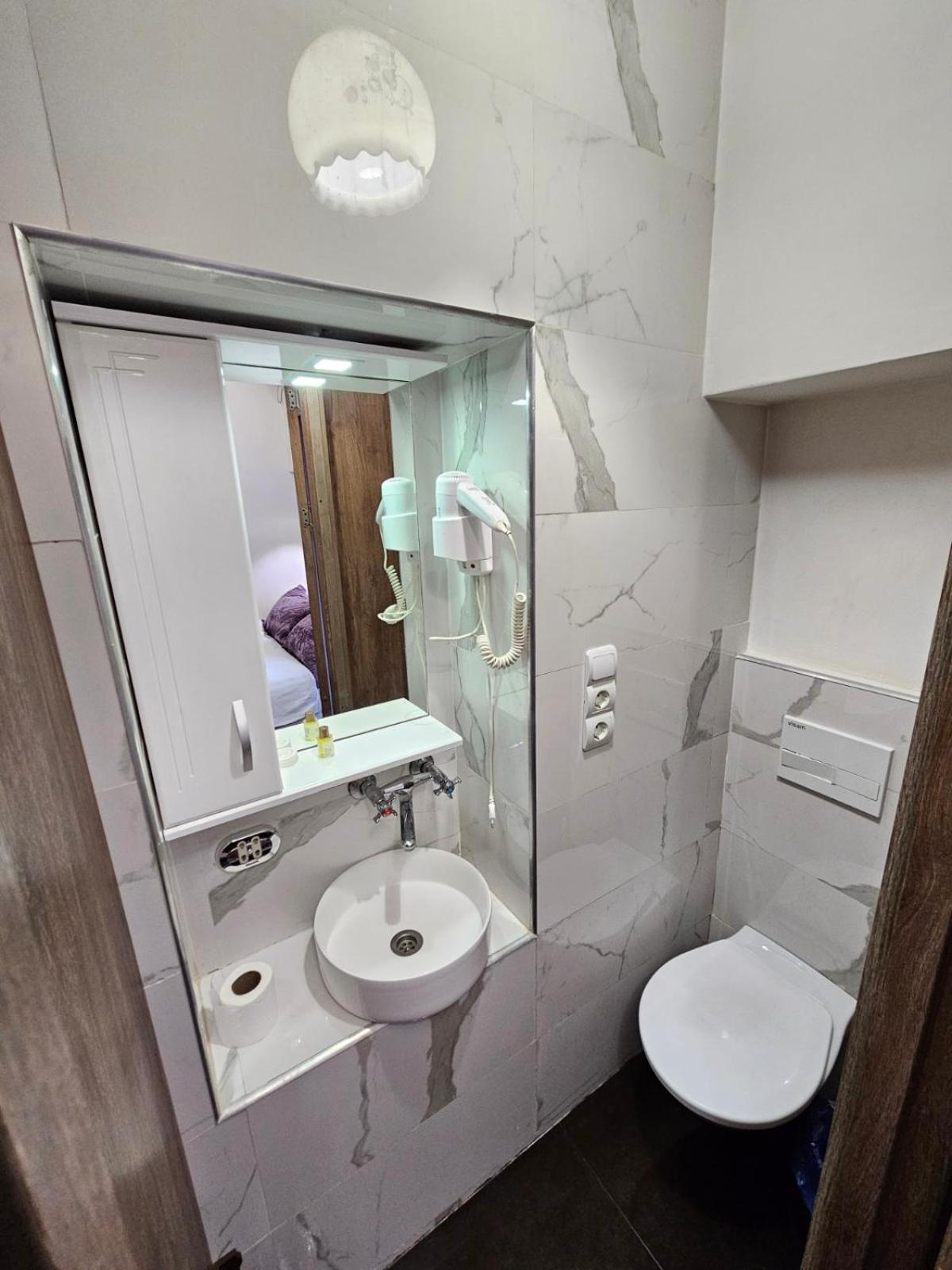 צ'יסינאו Bella Donna Hotel מראה חיצוני תמונה